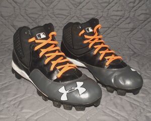 Under Armour Leadoff Mid RM Baseball Cleats Men’s US 9 Black Gray Orange Molded